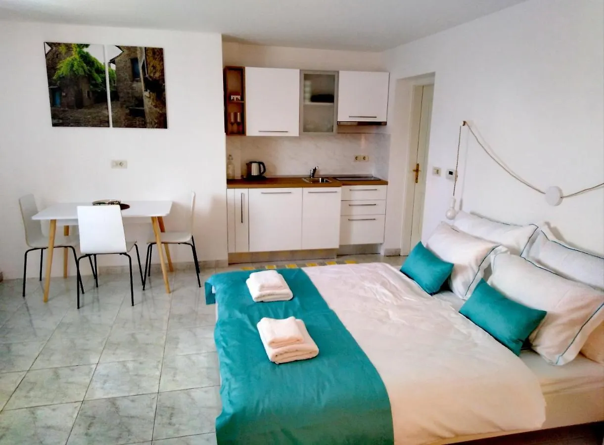 Olive Tree Apartments Umag Kroatien
