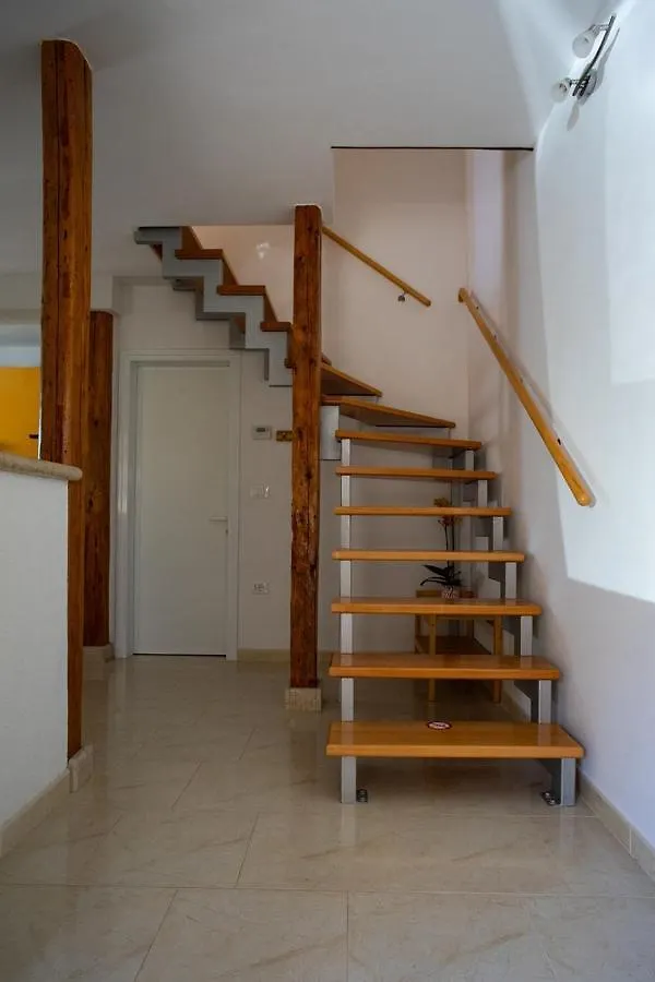 Olive Tree Apartments أوماغ كرواتيا